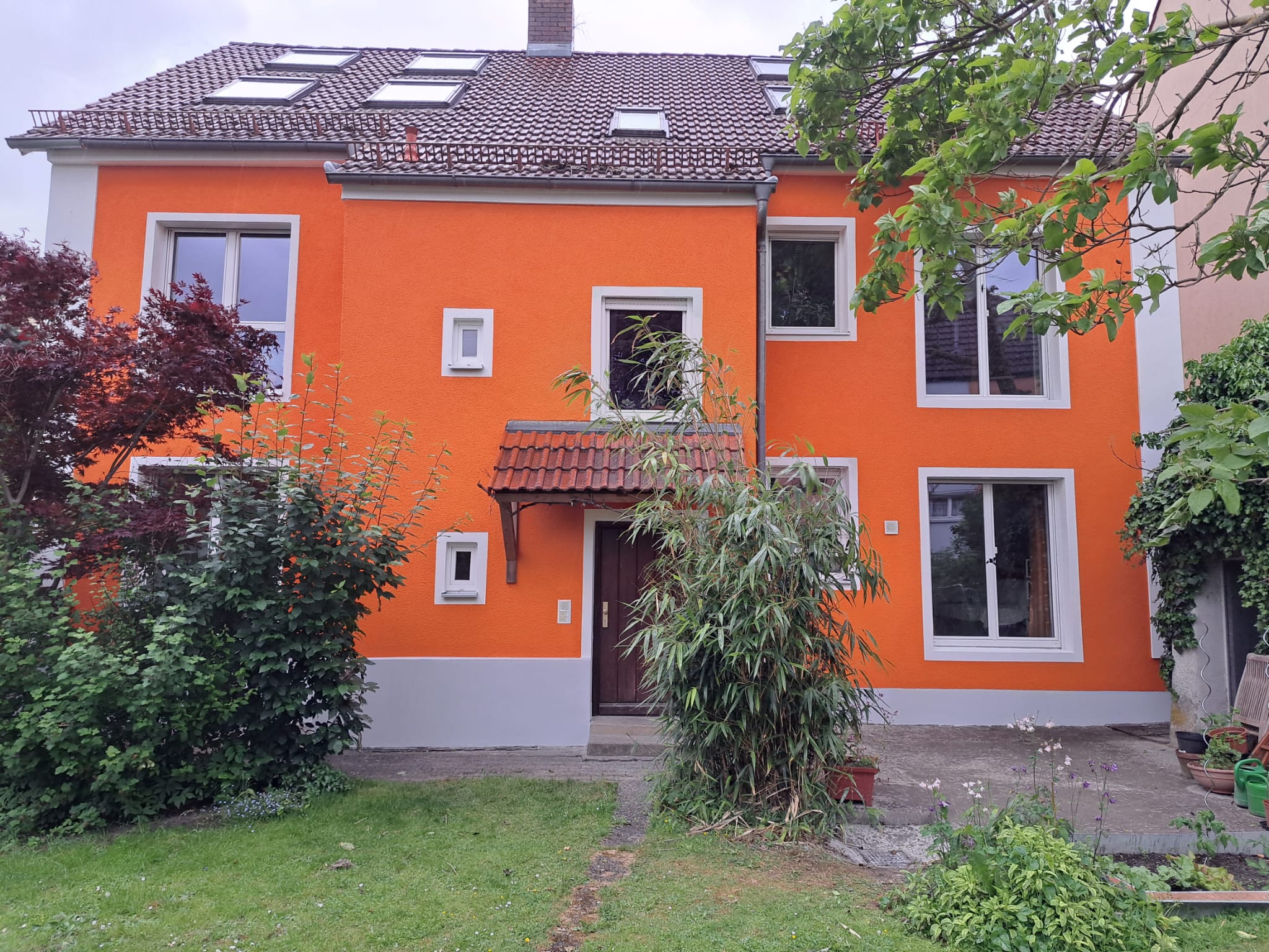 AP-BAU